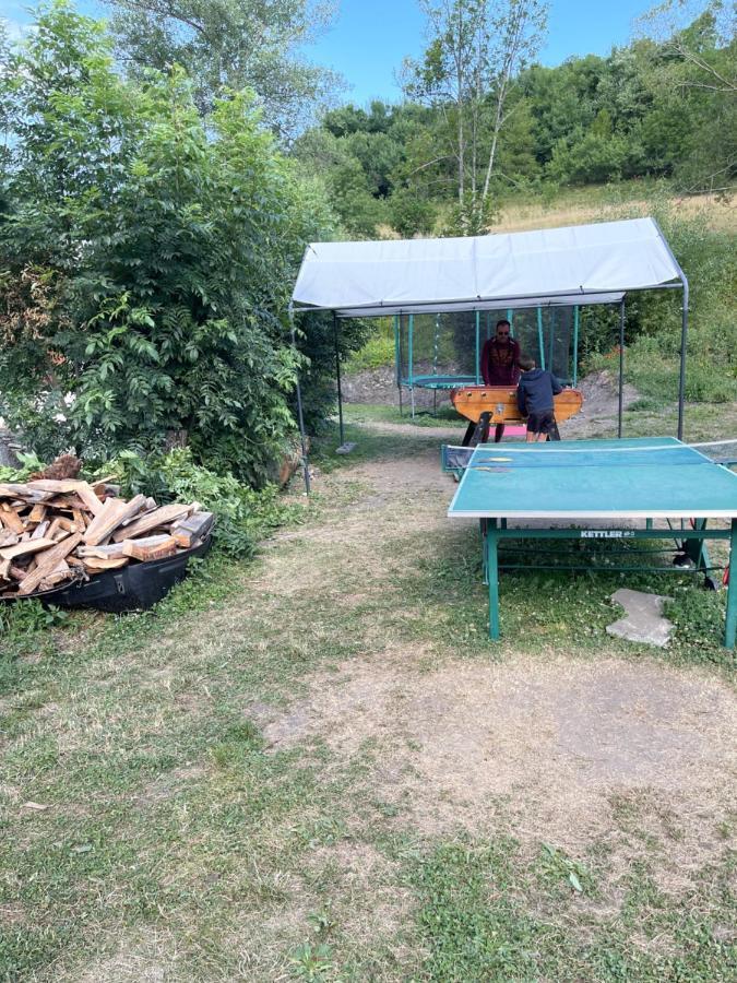 L Alpin Bel Appartement Avec Terrasse Dans Vieille Ferme De Montagne Renovee ليه أورس المظهر الخارجي الصورة