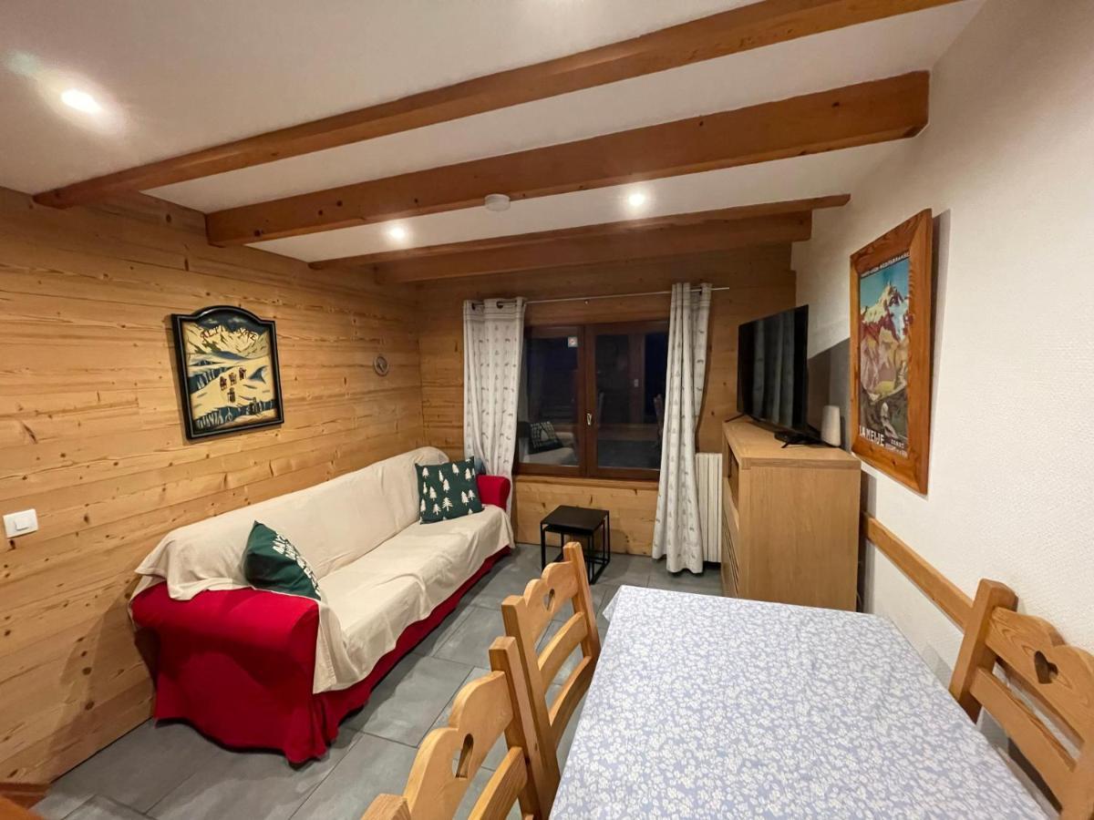 L Alpin Bel Appartement Avec Terrasse Dans Vieille Ferme De Montagne Renovee ليه أورس المظهر الخارجي الصورة