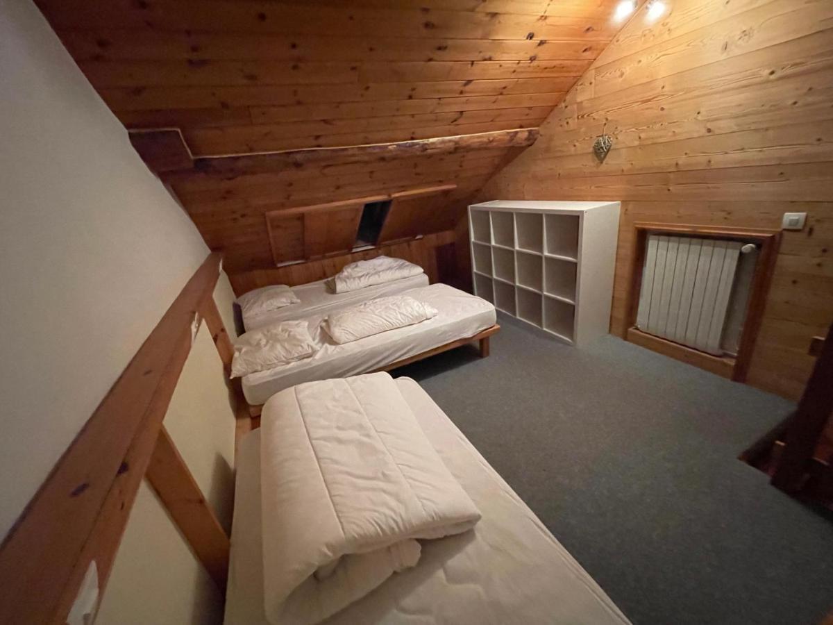 L Alpin Bel Appartement Avec Terrasse Dans Vieille Ferme De Montagne Renovee ليه أورس المظهر الخارجي الصورة