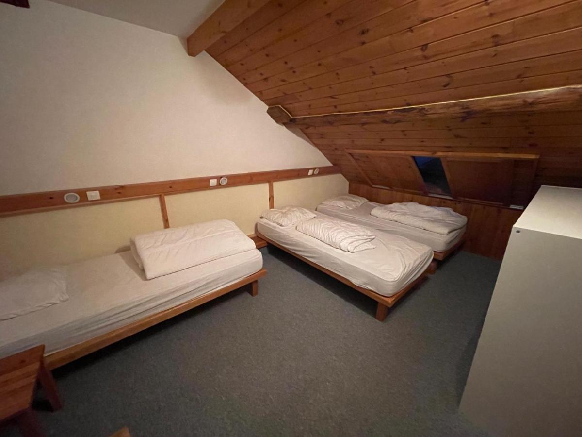 L Alpin Bel Appartement Avec Terrasse Dans Vieille Ferme De Montagne Renovee ليه أورس المظهر الخارجي الصورة